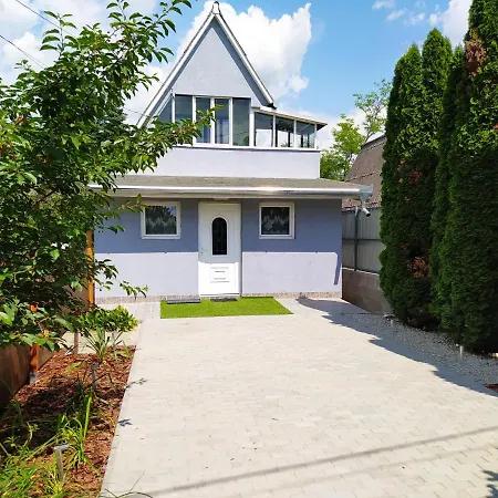 Steghouse Kis-duna Feriehus Domsod