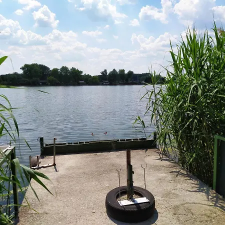 Feriehus Steghouse Kis-duna Domsod