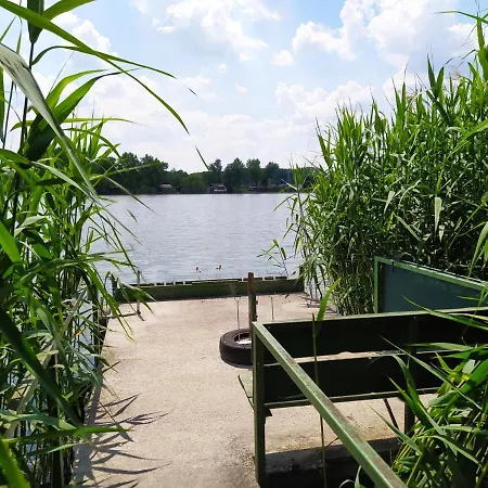 Feriehus Steghouse Kis-duna Domsod