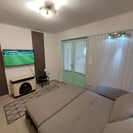 Steghouse Kis-duna Domsod